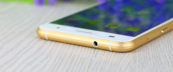 Ramos เปิดตัวสมาร์ทโฟนรุ่นแรก Onemos MOS1 อย่างเป็นทางการ มาพร้อมกระจกโค้ง 2.5D ขอบเฟรมโลหะคริสตัล 5 เหลี่ยม