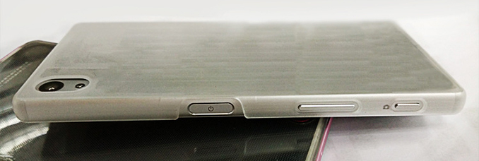 ชมภาพเครื่องดัมมี่ตัวเป็นๆของ Sony Xperia Z5 สวยหรูแม้อยู่ในเคส