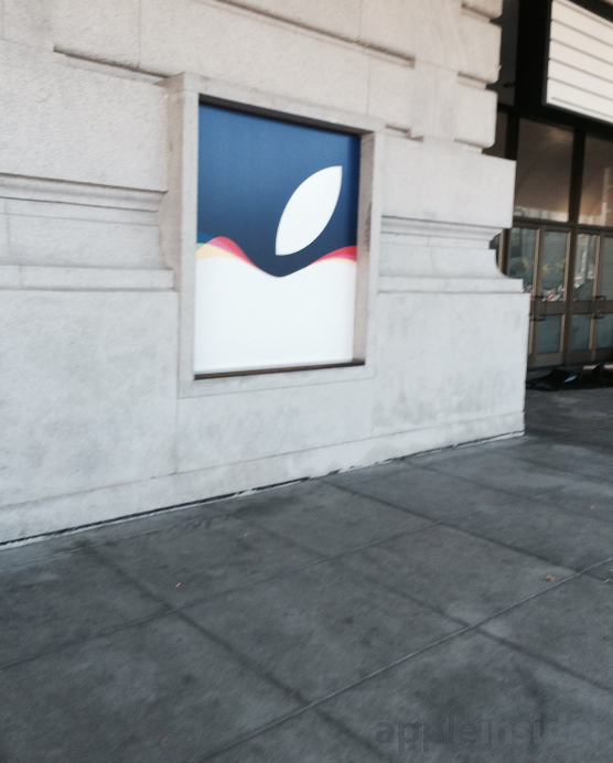 Apple-prepares-Bill-Graham-auditorium-in-San-Francisco-for-Tuesdays-event-2