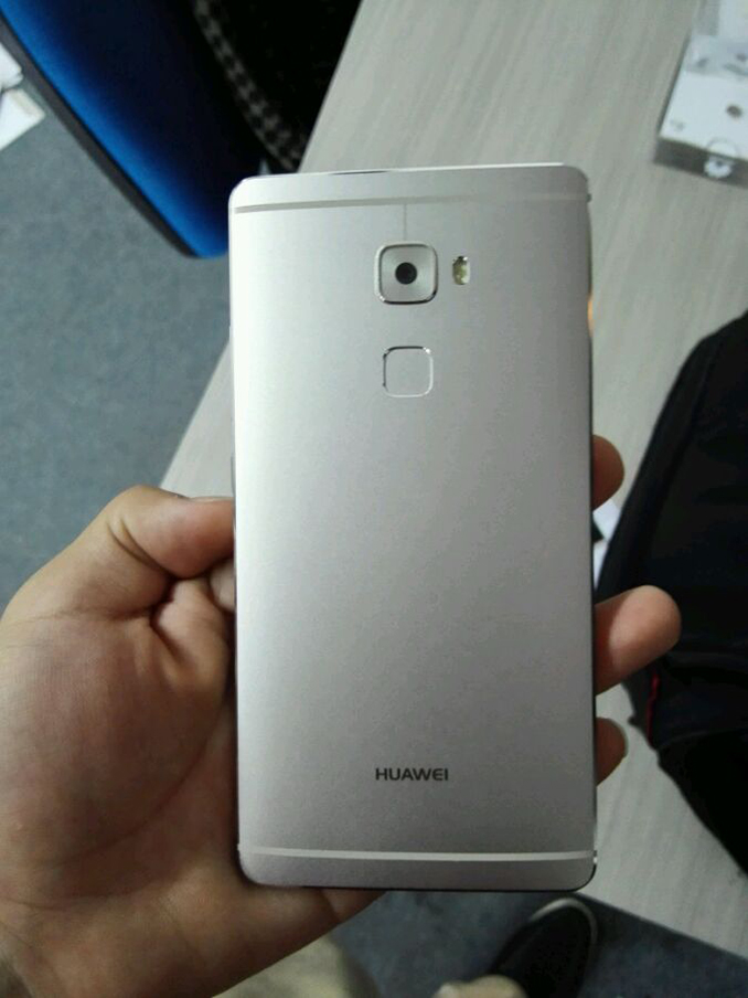 Huawei-MateS-1