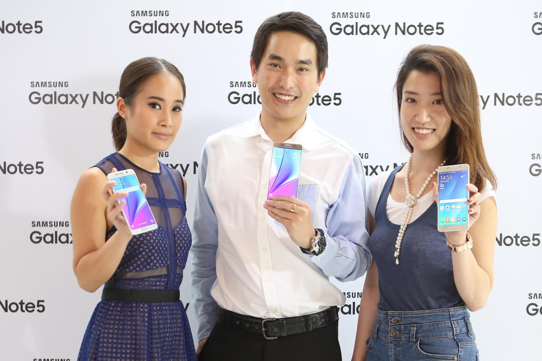 3 เซเล็บรุ่นใหม่การันตี Samsung Galaxy Note 5 พร้อมปากกาสุดมหัศจรรย์ S Pen ช่วยให้การทำงานง่ายดายในพริบตา