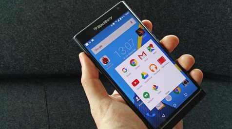 Latest-pictures-of-the-BlackBerry-Priv-5