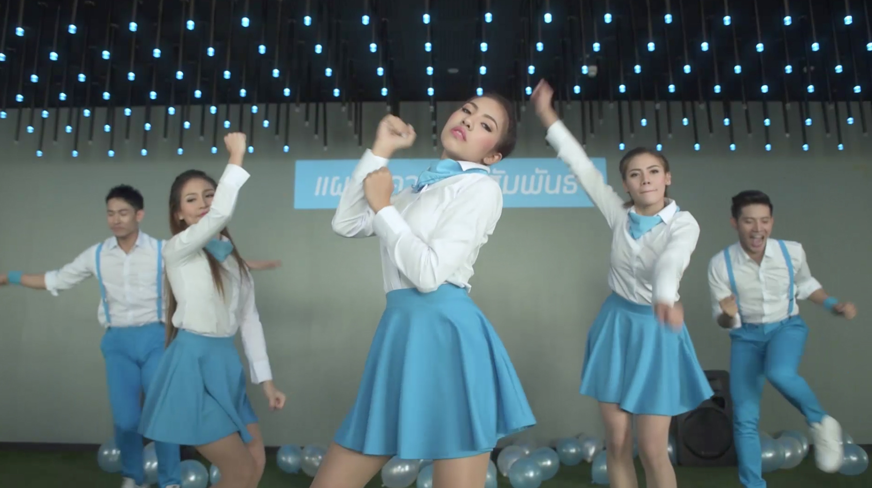 dtac โชว์ลีลาขอบคุณลูกค้า แบบที่ไม่เคยมีใครทำมาก่อน!! (ชมคลิป)