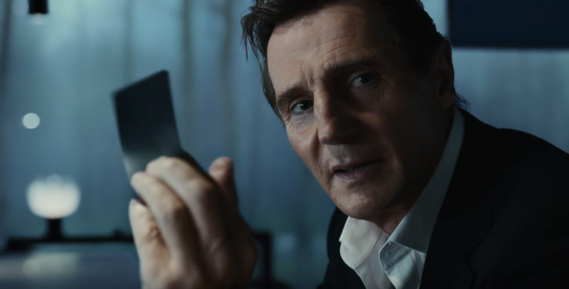 LG-Super-Bowl-Ad-OLED-TV-04