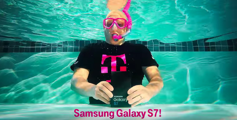 Samsung-Galaxy-S7-unbox-water-03
