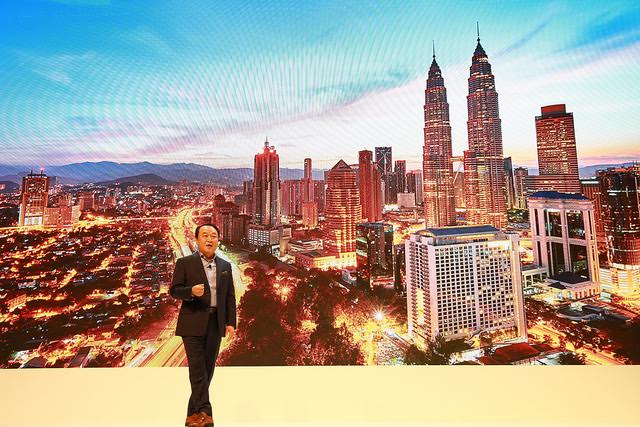 Samsung เผยโฉมนวัติกรรมพลิกโฉมวงการ สู่ชีวิตฉลาดล้ำยิ่งขึ้นในงาน Southeast Asia Forum 2016