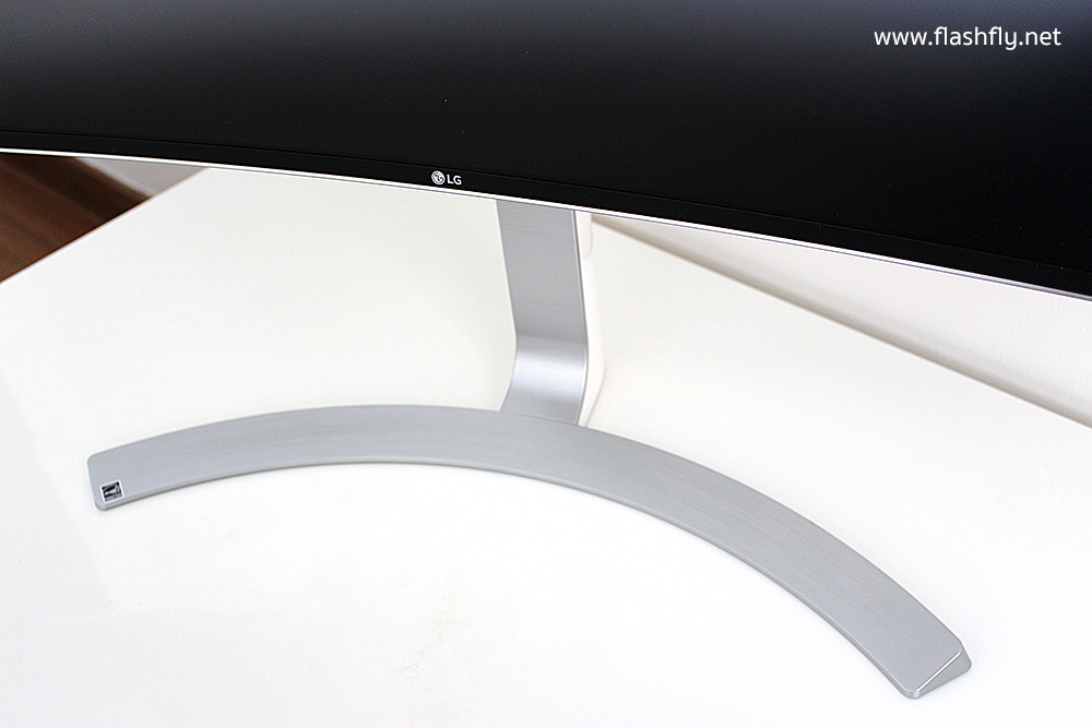 LG-08-Monitor-CURVED-ULTRAWIDE-QHD-IPS-MONITOR-34UC98-review-flashfly