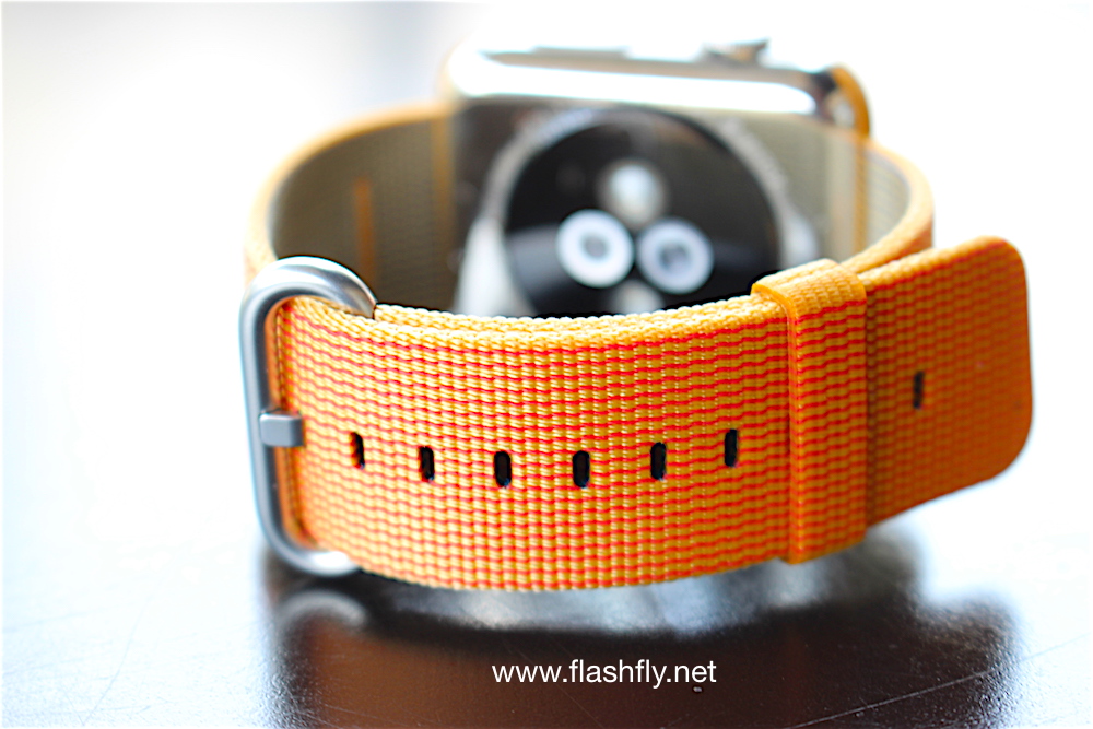 รีวิวสาย Woven Nylon สำหรับ Apple Watch สีสันสดใสสวมใส่สบายเหมือนสัมผัสจากเนื้อผ้า