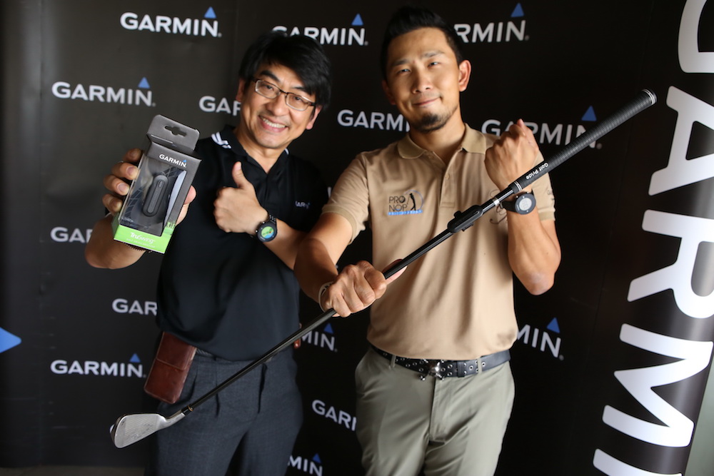 Garmin จัดเวิร์คช็อปเคล็ดลับการปรับสวิงด้วยตนเองด้วยเซ็นเซอร์ติดไม้กอล์ฟ Garmin TruSwing