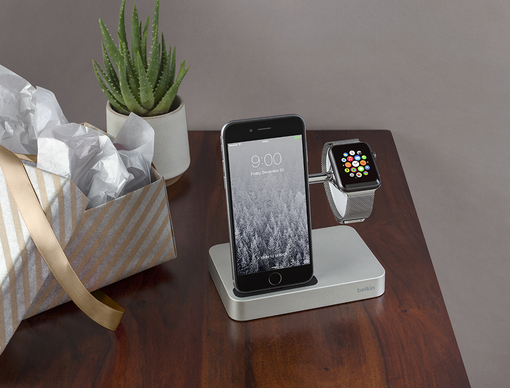 Belkin-Valet-Charge-Dock-for-Apple-Watch-iPhone