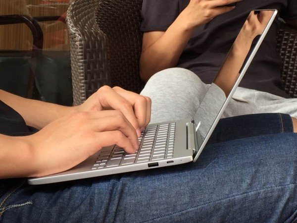 มันดูดีอ่ะ!! ภาพหลุดล่าสุด Xiaomi Mi Notebook พร้อมสเปคและราคา