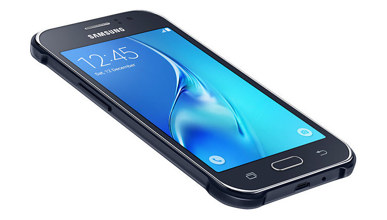 Samsung-Galaxy-J1-Ace-Neo-SM-J111-Black-09
