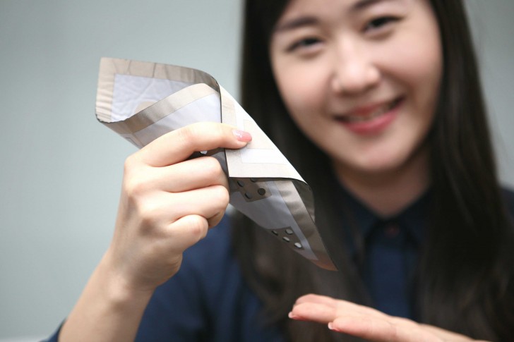 LG Innotek อวดโฉมนวัตกรรมสิ่งทอ มาพร้อมเซ็นเซอร์วัดความดันที่ยืดหยุ่นได้