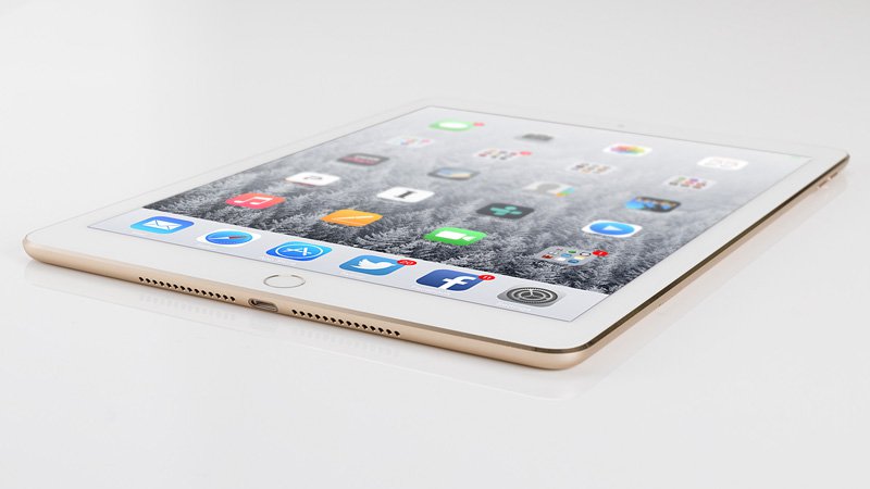 iPad Air กับราคาที่พลาดไม่ได้ เครื่องเปล่า 9,200 บาท ราคาพร้อมเเพ็คเกจ 6,200 บาท