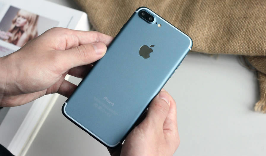 iphone-7-plus-blue