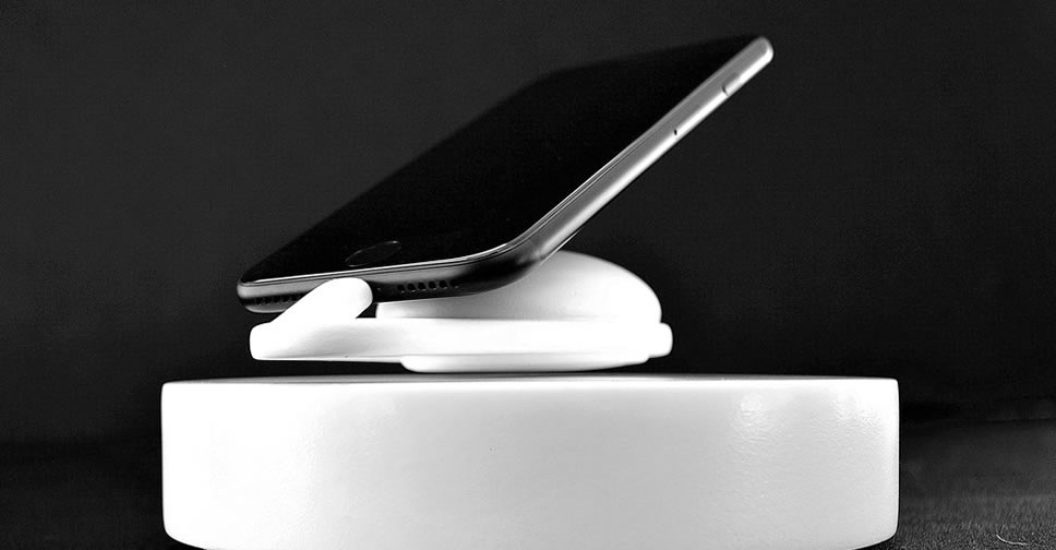 Air Charge อุปกรณ์ชาร์จแบตเตอรี่ไร้สายสำหรับ iPhone 7 ลอยได้ด้วยพลังแม่เหล็ก