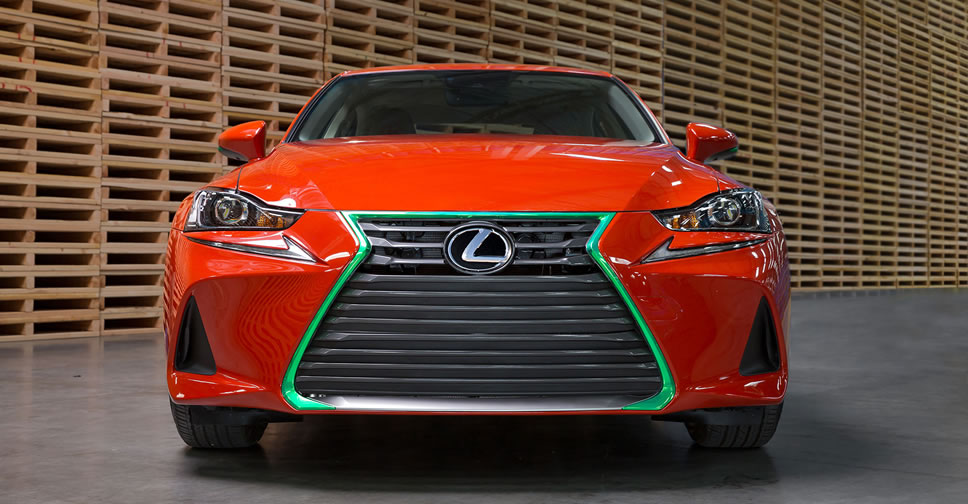 Lexus Sriracha IS รถสปอร์ตซีดานสุดหรู ร้อนแรงด้วยสีแดงส้มแบบซอสพริกศรีราชา
