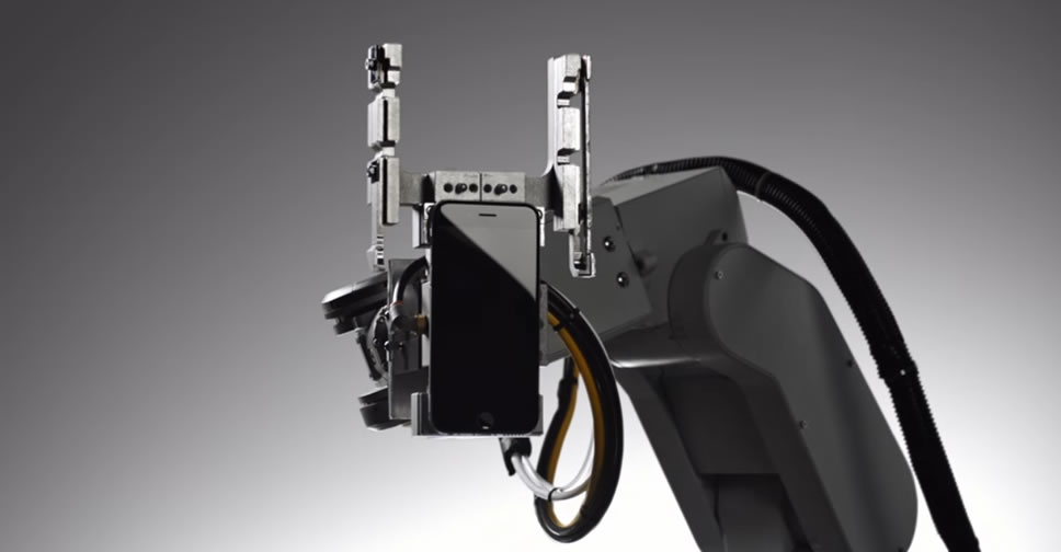 Apple อาจพิจารณาย้ายฐานการผลิต iPhone มาในสหรัฐอเมริกา