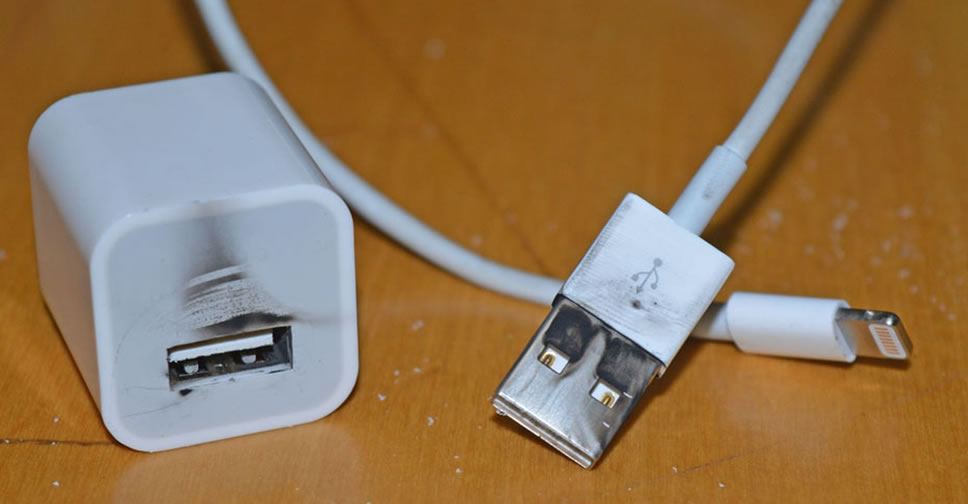 iPhone-charger-burn