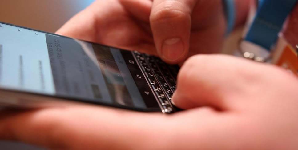 blackberry_mercury_12