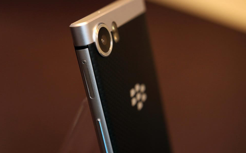 blackberry_mercury_2