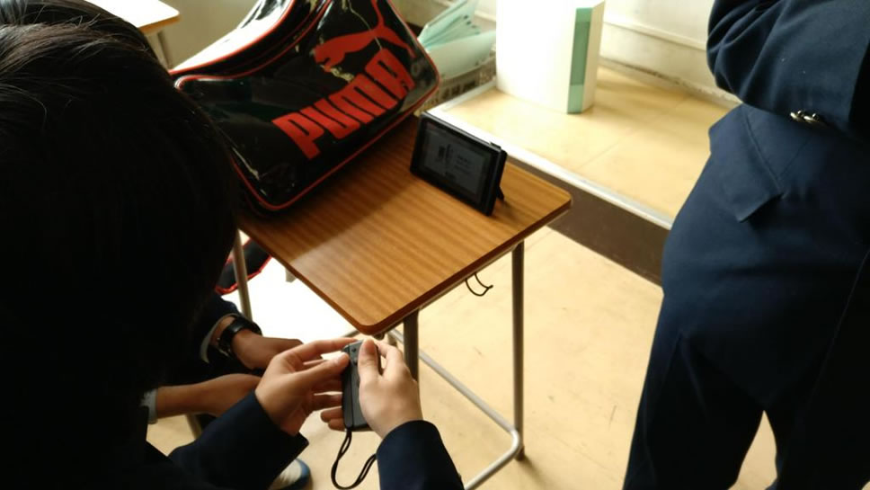 Nintendo-Switch-in-Classroom