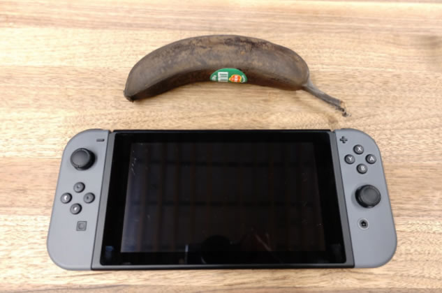 Nintendo-Switch-vs-banana