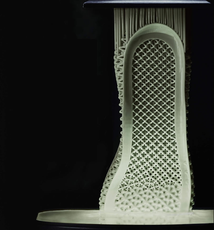 Adidas-Futurecraft-4D-Digital-Light-Synthesis