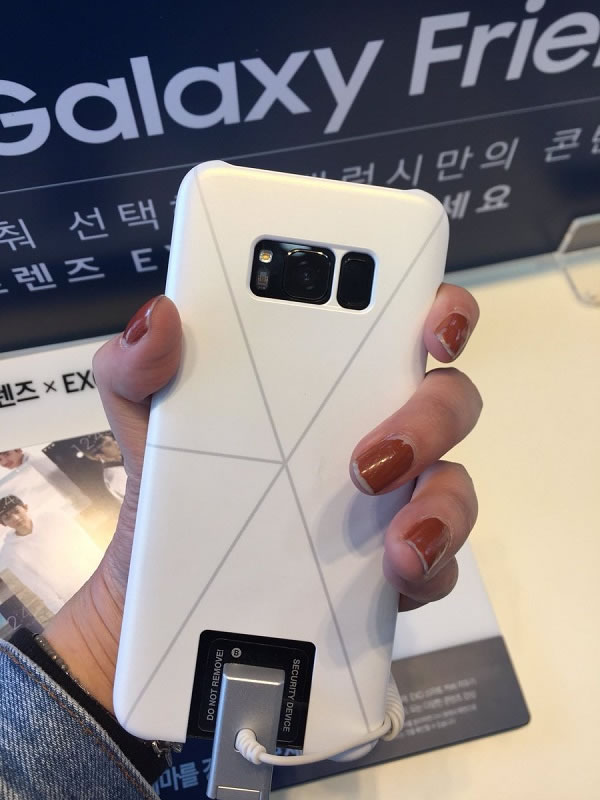 EXO-Smart-Cover-for-Galaxy-S8-02