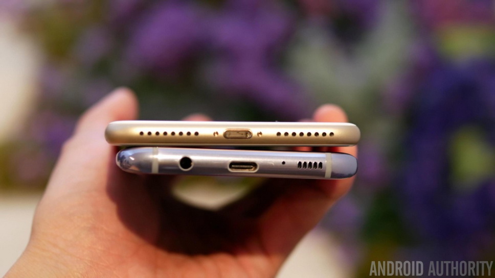 Samsung-Galaxy-S8-vs-iPhone-7-Plus-04