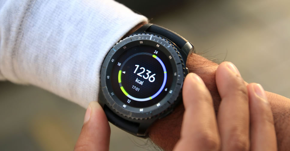 พบแล้วแม่สาวน้อย!! ที่ทำให้ Bear Grylls มีชีวิตรอดในป่า (ชมคลิป)