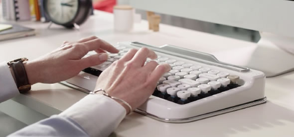 Elretron-Penna-Bluetooth-Keyboard-pure-white