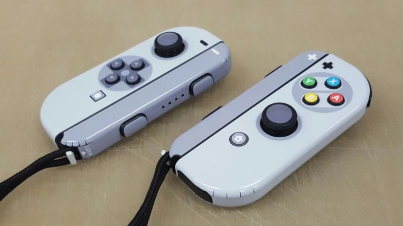 Nintendo-Switch-SNES-skin-joy-con