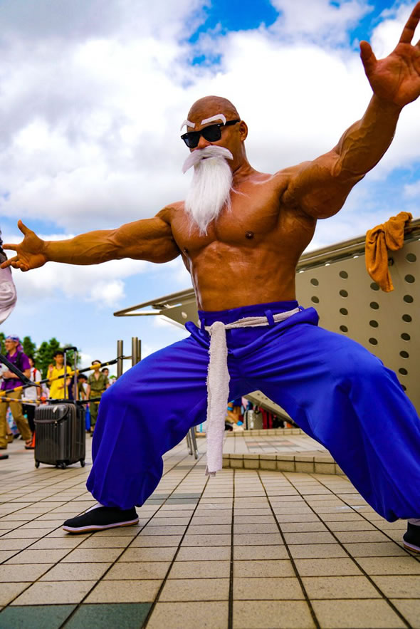 Taichi-Shimizu-Master-Roshi-Cosplay