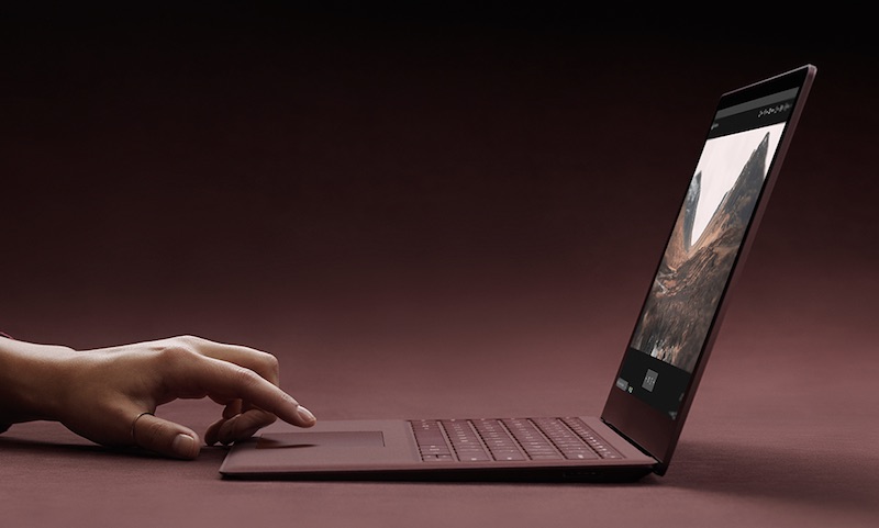 Microsoft งานเข้า!! Consumer Reports ถอดป้ายสินค้าแนะนำออกจาก Surface Book และ Surface Laptop