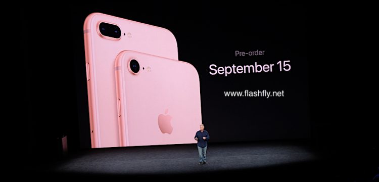 [Exclusive] พาไปชมงานเปิดตัว iPhone X, iPhone 8, iPhone 8 Plus และ Apple Watch Series 3 ส่งตรงจาก Steve Jobs Theater โดยทีมงาน Flashfly