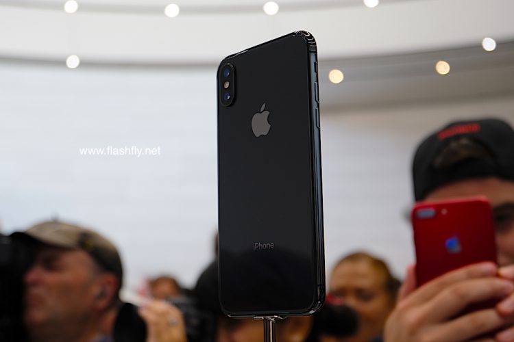 [Exclusive] พาไปชมงานเปิดตัว iPhone X, iPhone 8, iPhone 8 Plus และ Apple Watch Series 3 ส่งตรงจาก Steve Jobs Theater โดยทีมงาน Flashfly