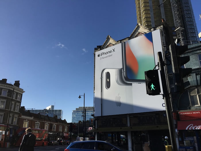 iPhone-X-Billboard-London