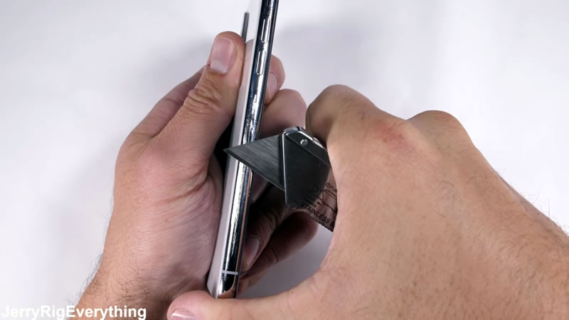 iPhone-X-Durability-Test-3