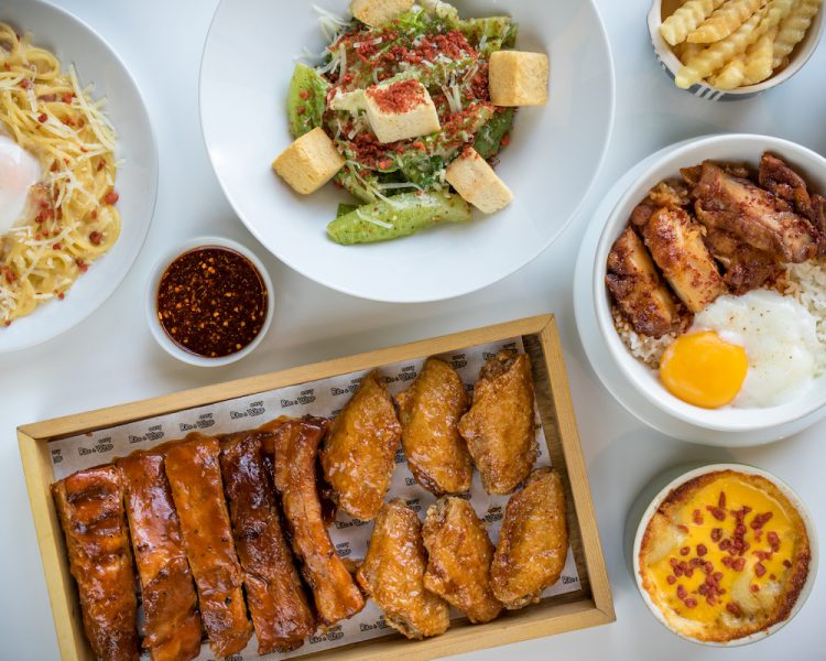 “Uber Eats” ฉลองครบรอบ 1 ปีในไทย มีร้านค้ากว่า 1,300 ร้าน จัดส่งอาหารไปแล้วมากกว่า 1 ล้านจาน พร้อมประกาศรางวัลสุดยอดร้านอาหารยอดนิยม