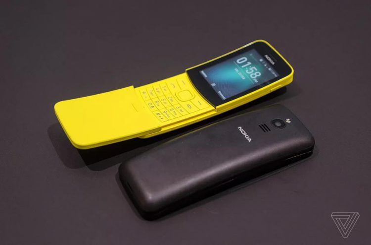 Nokia 8110 มือถือรุ่นกล้วยหอมจากภาพยนตร์ The Matrix กลับมาแล้ว (ชมภาพจากเครื่องจริง)
