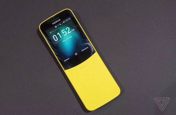Nokia 8110 มือถือรุ่นกล้วยหอมจากภาพยนตร์ The Matrix กลับมาแล้ว (ชมภาพจากเครื่องจริง)