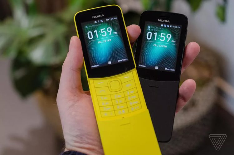Nokia 8110 มือถือรุ่นกล้วยหอมจากภาพยนตร์ The Matrix กลับมาแล้ว (ชมภาพจากเครื่องจริง)