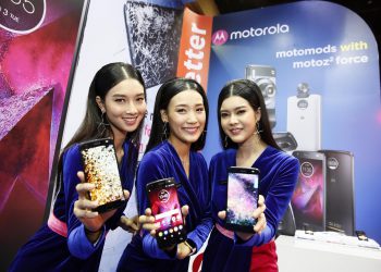 Moto Z2 Force มาพร้อมเทคโนโลยี ShatterShield ป้องกันแรงกระแทกหน้าจอ 5 ชั้น สเปกแฟลกชิป ขายไทยแล้ว