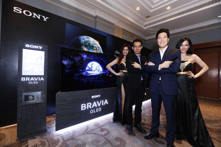 โซนี่ไทยเปิดตัว BRAVIA OLED TV 77 นิ้วอัดแน่นด้วยเทคโนโลยีใหม่ล่าสุดทั้งภาพและเสียง จองวันนี้แถม PS4 Pro พร้อมหูฟังไร้สายไฮเรสออดิโอ