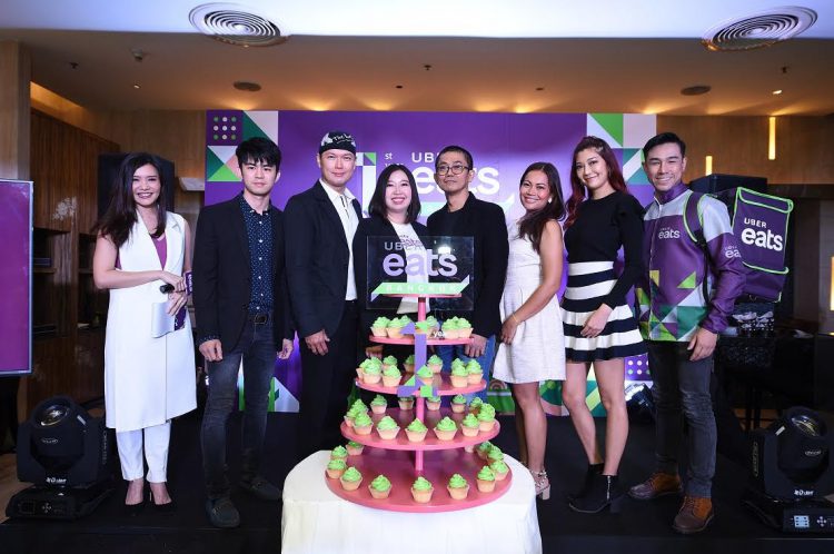 “Uber Eats” ฉลองครบรอบ 1 ปีในไทย มีร้านค้ากว่า 1,300 ร้าน จัดส่งอาหารไปแล้วมากกว่า 1 ล้านจาน พร้อมประกาศรางวัลสุดยอดร้านอาหารยอดนิยม