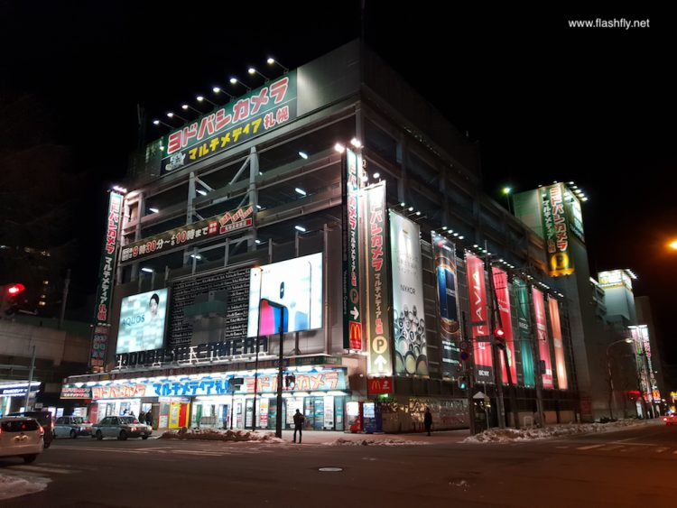 รีวิว Samsung Galaxy S9 และ Galaxy S9+ สมาร์ทโฟนสุดล้ำกล้อง F/1.5 ถ่าย Slo-mo ได้ 960 fps และฟีเจอร์โดนใจ AR Emoji