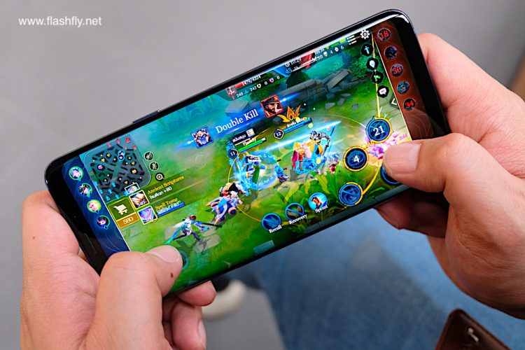 รีวิว Samsung Galaxy S9 และ Galaxy S9+ สมาร์ทโฟนสุดล้ำกล้อง F/1.5 ถ่าย Slo-mo ได้ 960 fps และฟีเจอร์โดนใจ AR Emoji