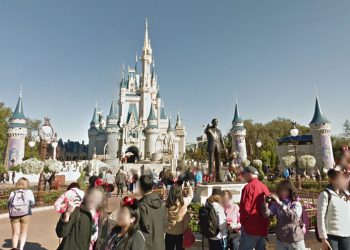 มาเที่ยวสวนสนุก Disney แบบ 360 องศาด้วย Google Street View กันเถอะ