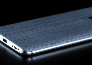 ภาพหลุด OnePlus 6 เผยเฉพาะแผงหลัง ดีไซน์ตรงกับภาพหลุดก่อนหน้านี้ ส่วนด้านหน้ามีรอยบากแน่นอน